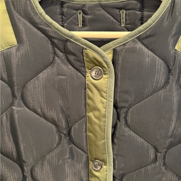 The Frankie Shop Teddy Quilted Jacket Black/Green - Picture 3 of 10